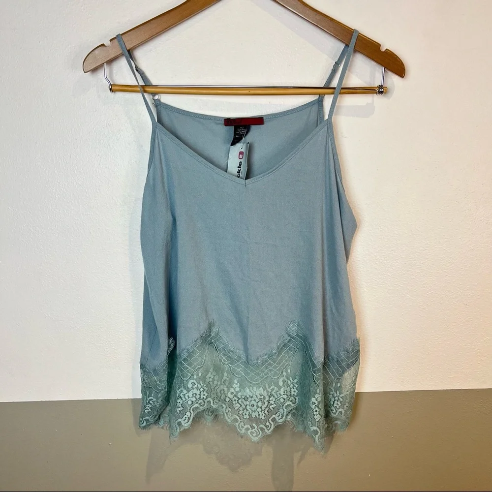 2/$25 NWT BKE Red Buckle Pale Blue Minimalist Scalloped Lace Simple Hott Tank - Picture 2 of 10